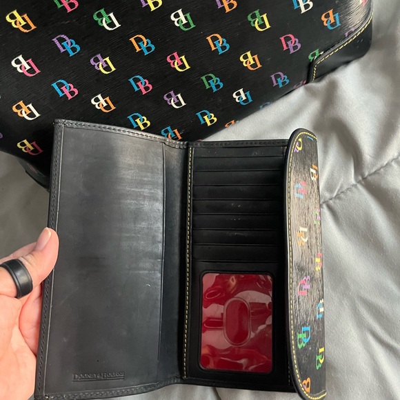 Dooney & Bourke set, Bag and wallet. Multicolored Bag Rainbow zipper - Picture 5 of 5